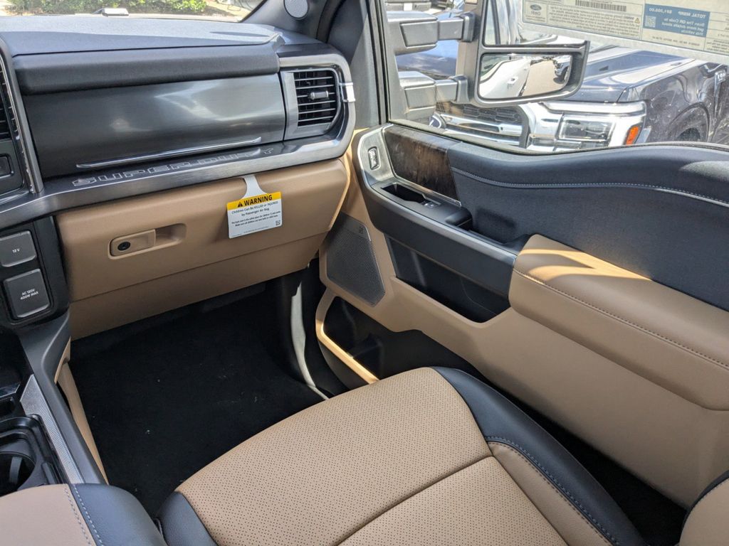 2025 Ford F-250 Super Duty Lariat
