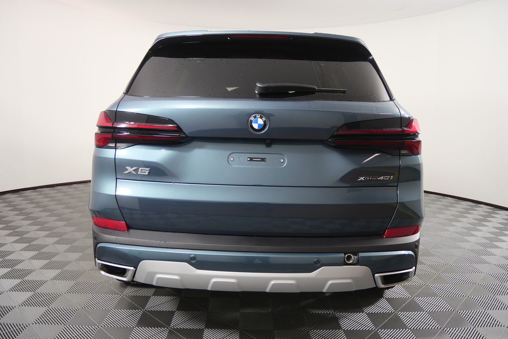 Thumbnail: 2026 BMW X5 - 4