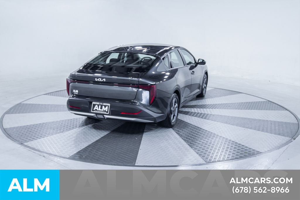Used 2025 Gray Kia LXS image 10