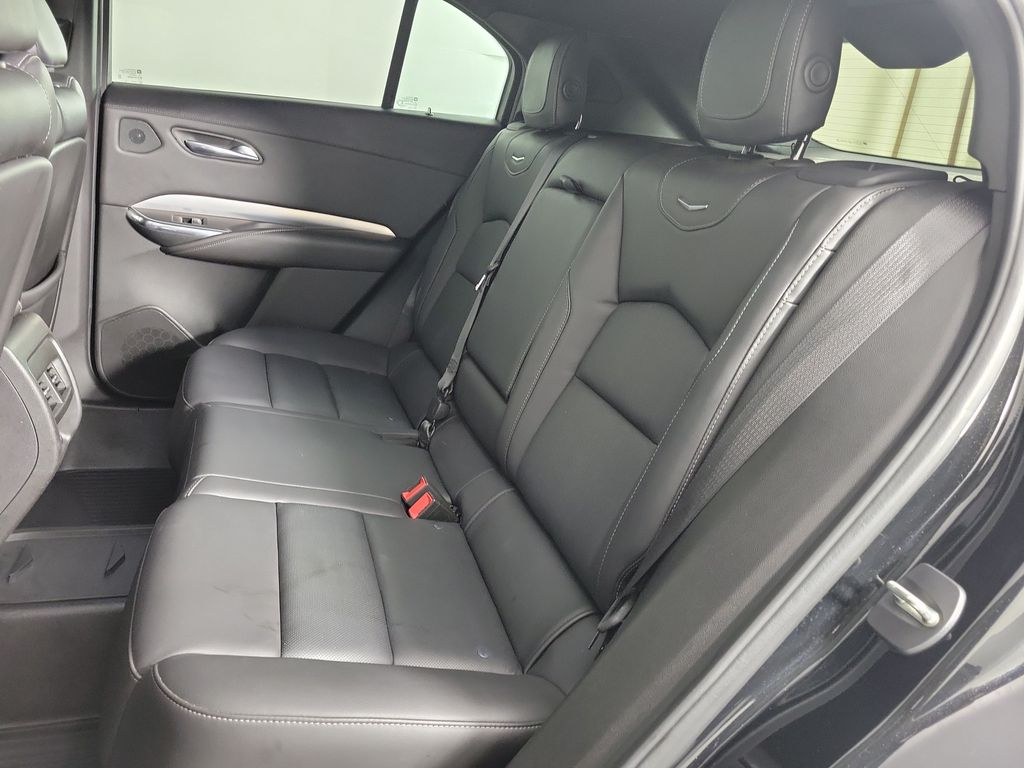 2021 Cadillac XT4 Premium Luxury - 9