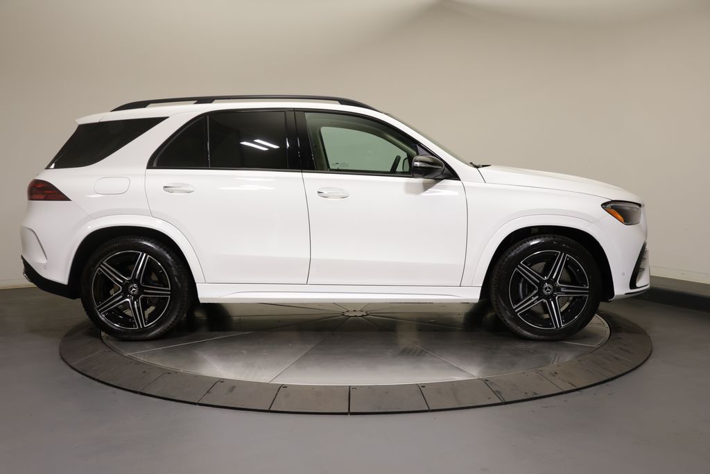 Thumbnail: 2026 Mercedes-Benz GLE - 8