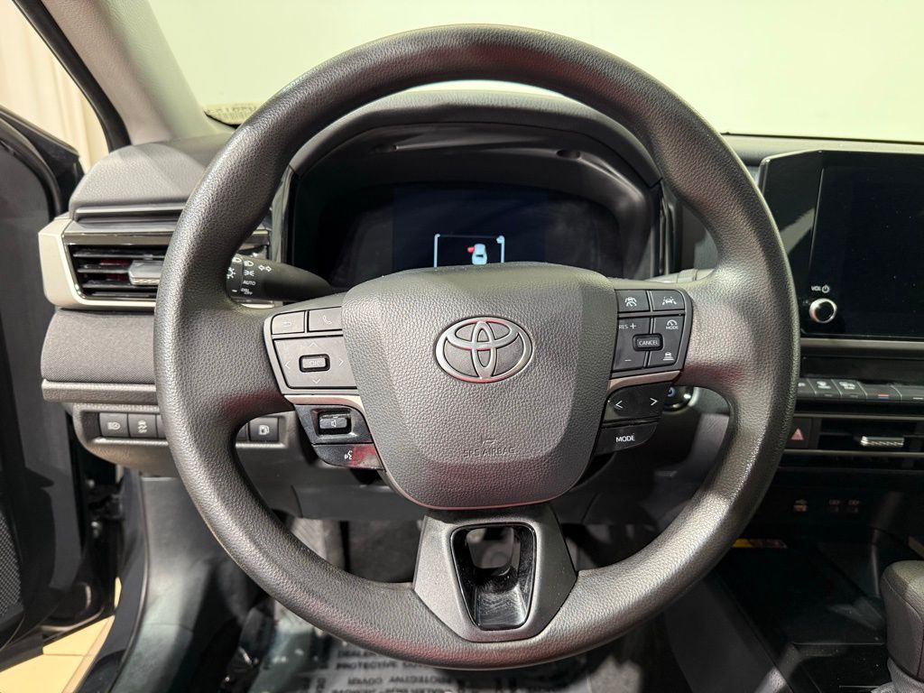 Thumbnail: 2025 Toyota Camry - 21