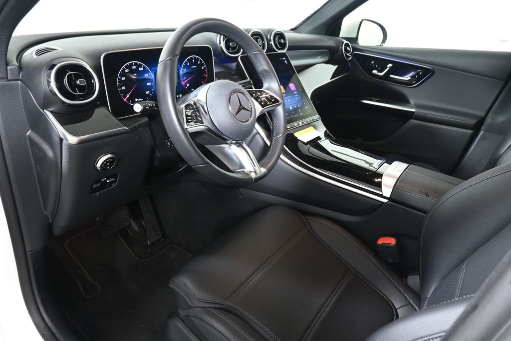 Thumbnail: 2025 Mercedes-Benz GLC - 13