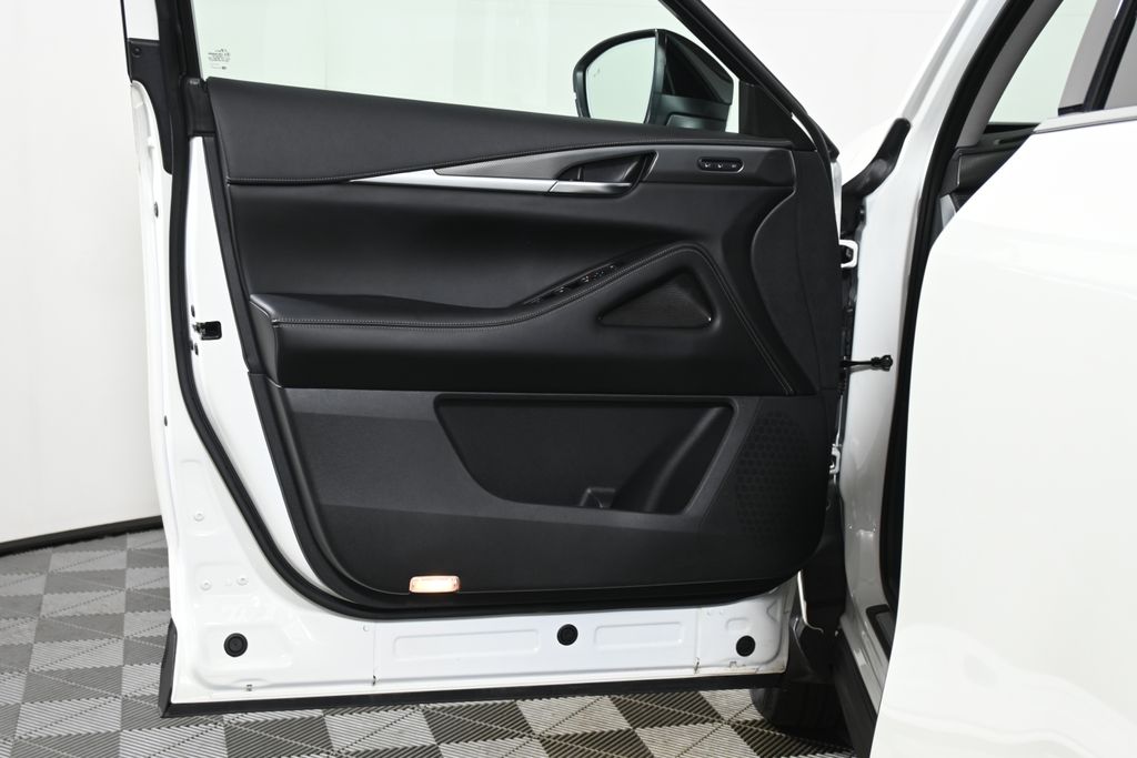 Thumbnail: 2023 INFINITI QX60 - 28