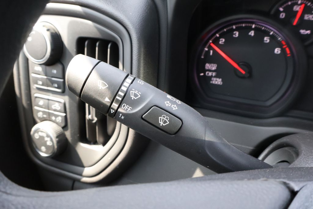 2025 Chevrolet Silverado 1500 WT 21