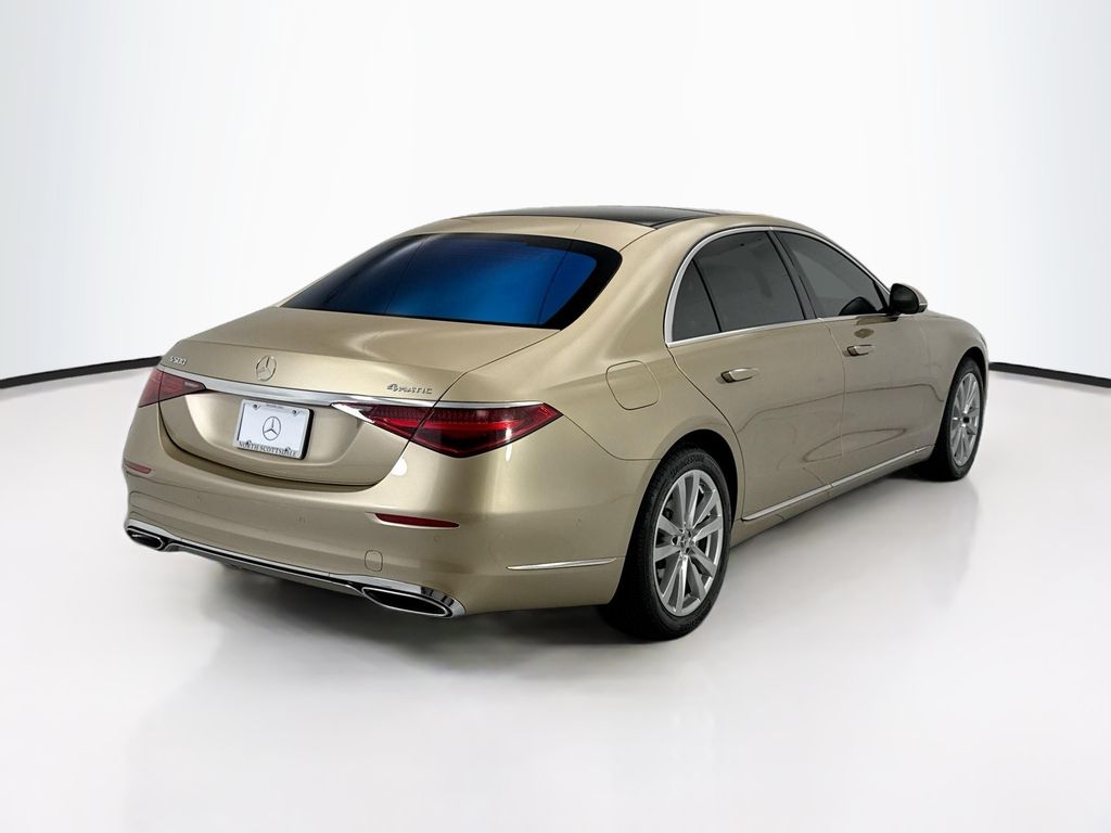 Thumbnail: 2023 Mercedes-Benz S-Class - 5