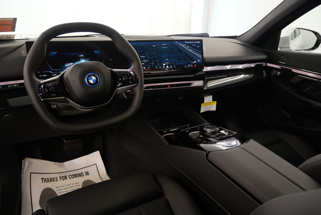 2025 BMW i5 eDrive40 19