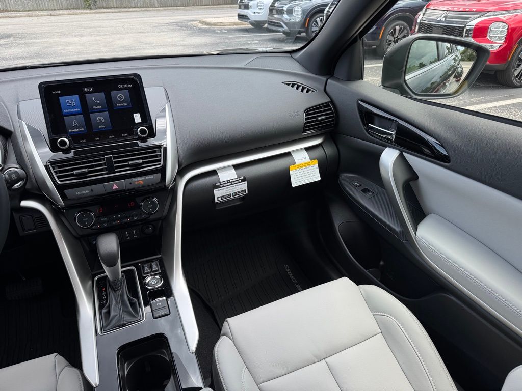 2025 Mitsubishi Eclipse Cross SEL photo 20