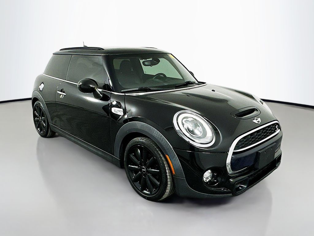 Thumbnail: 2017 MINI Cooper - 3