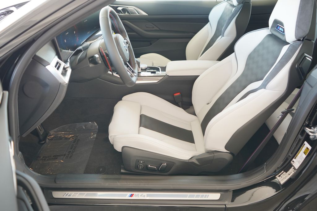 Thumbnail: 2026 BMW M4 - 10