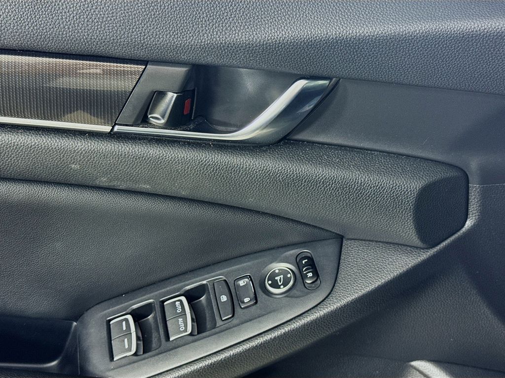 Used Car 2019 Honda Accord  Sport For Sale Under $20,000 In Austin, Texas