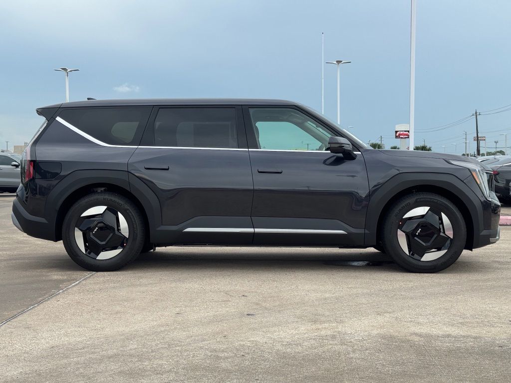 2026 Kia EV9 Light Long Range Gray at Community Kia