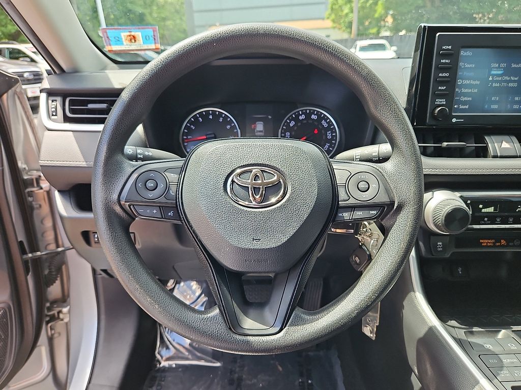 Thumbnail: 2020 Toyota RAV4 - 19