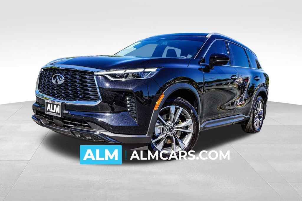 2025 INFINITI QX60 LUXE's photo