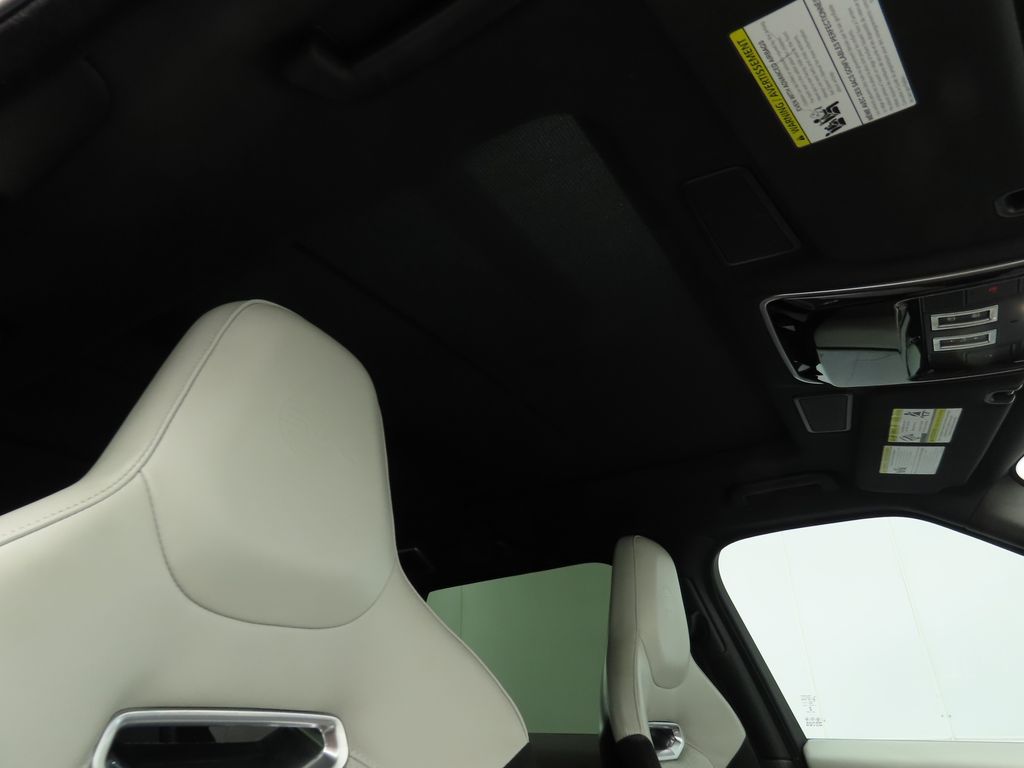 Thumbnail: 2018 Land Rover Range Rover Sport - 17