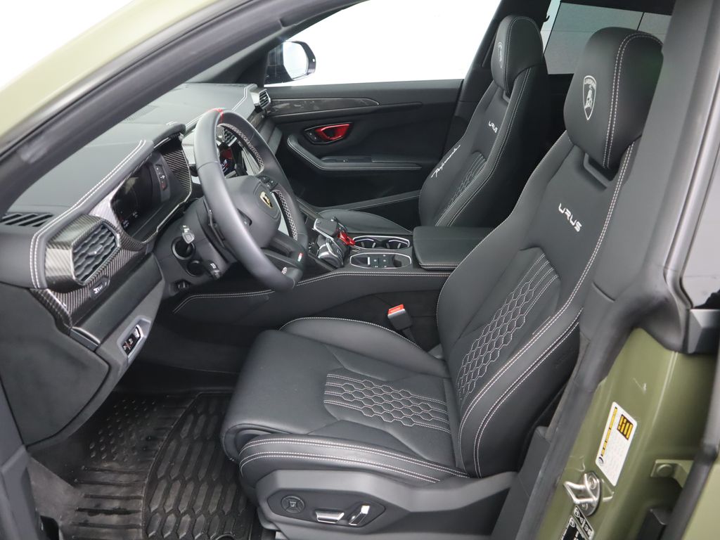 Thumbnail: 2023 Lamborghini Urus - 20