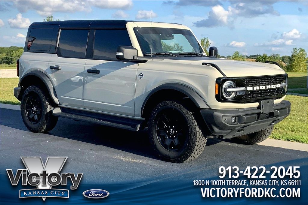 2025 Ford Bronco Outer Banks