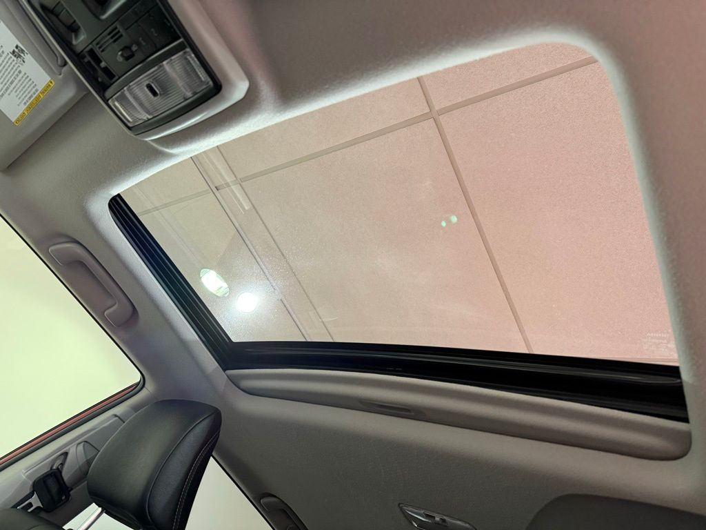 Thumbnail: 2022 Toyota 4Runner - 18