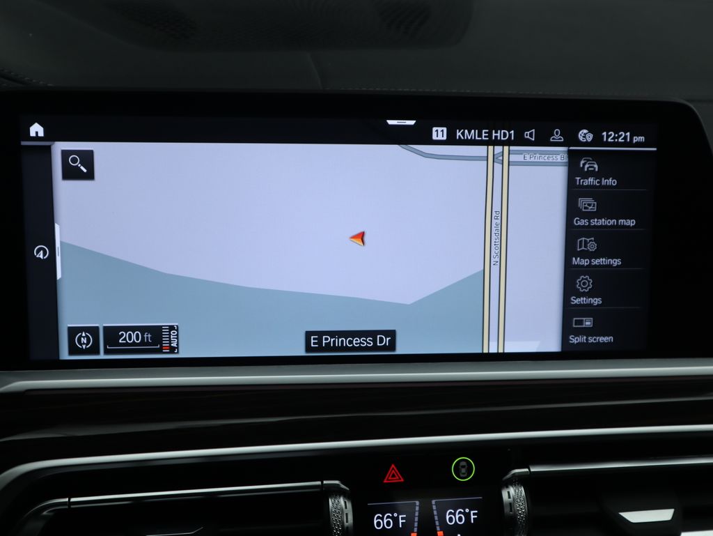 Thumbnail: 2021 BMW X7 - 15