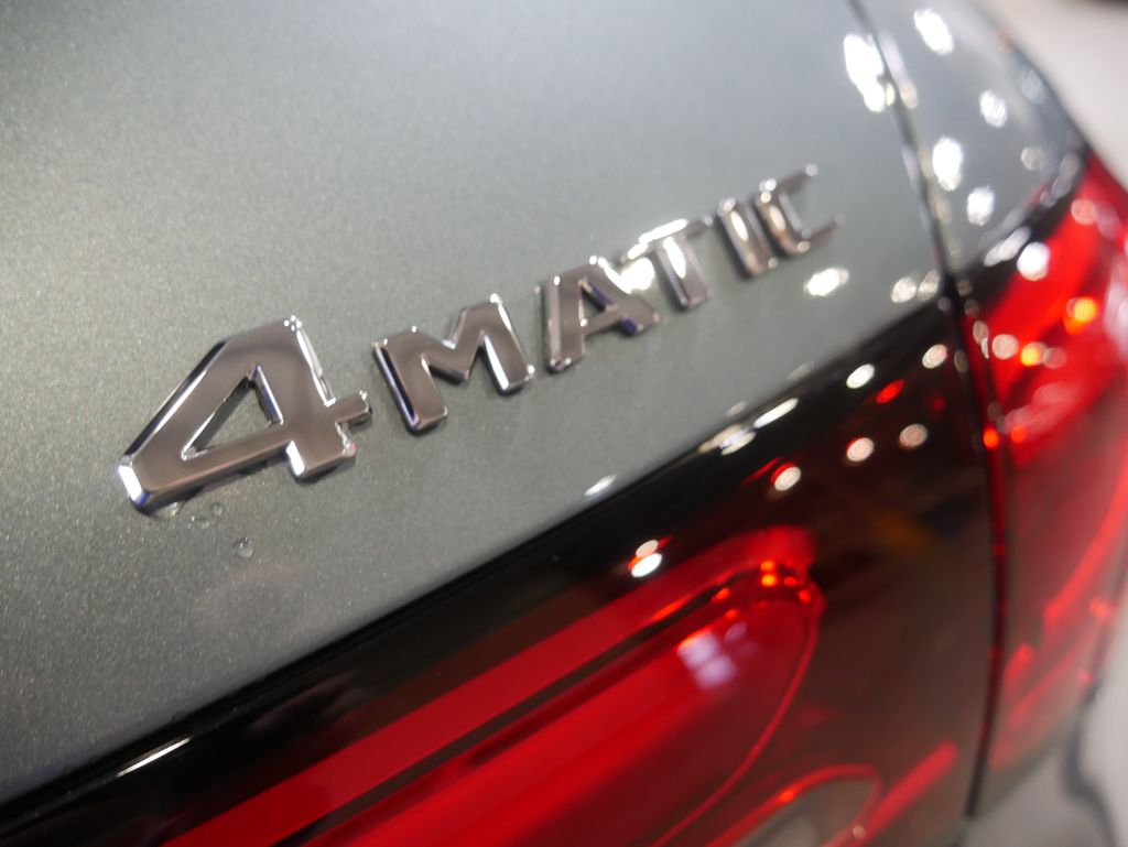 Thumbnail: 2026 Mercedes-Benz GLC - 10