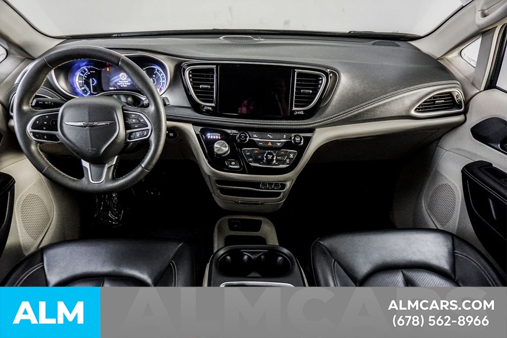 Used 2023 Black Chrysler Touring L image 24
