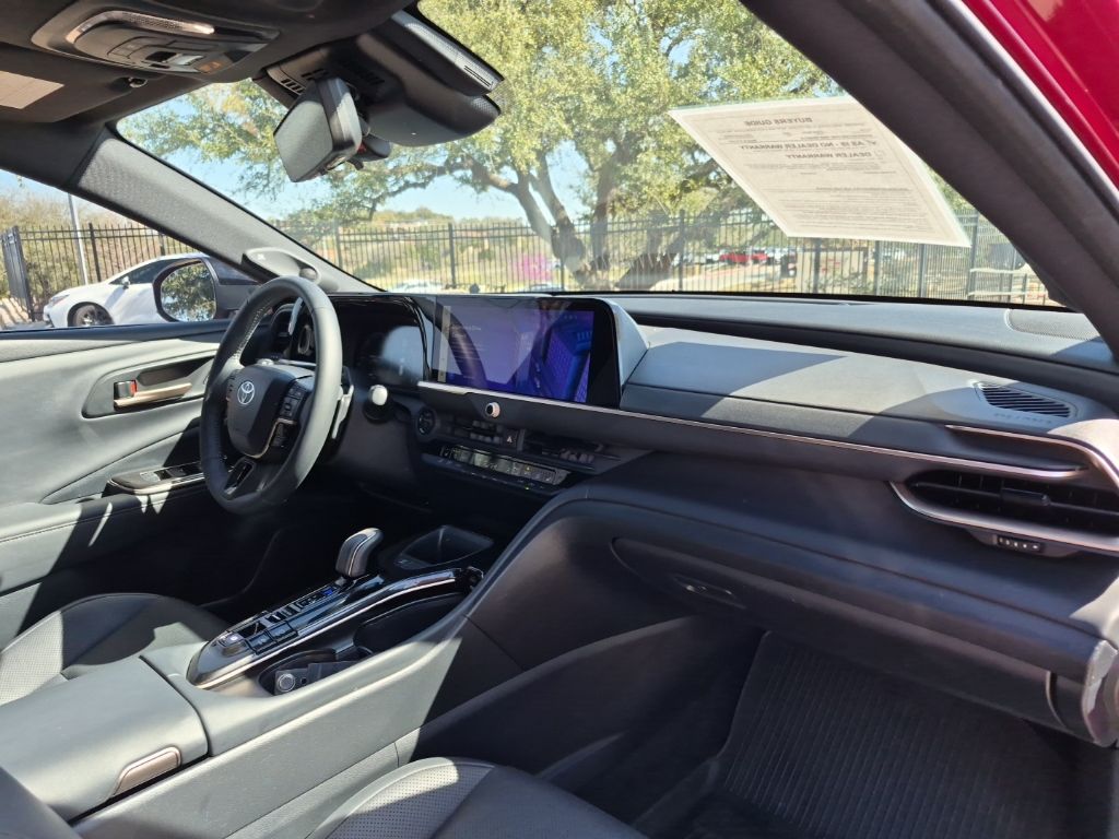 Used Car 2025 Toyota Crown Signia  Limited For Sale Under $50,000 In Austin, Texas