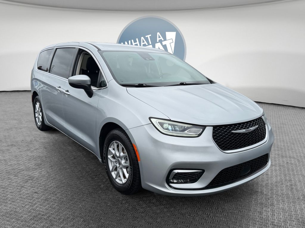 2023 Chrysler Pacifica Touring L FWD