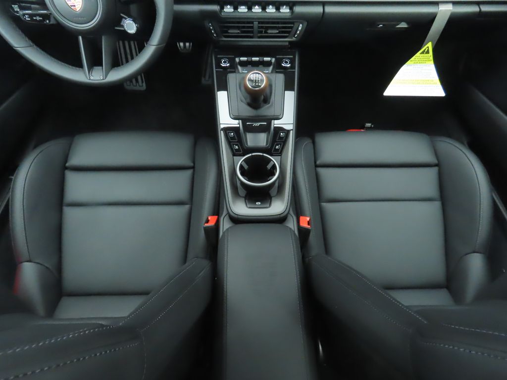 Thumbnail: 2025 Porsche 911 - 20