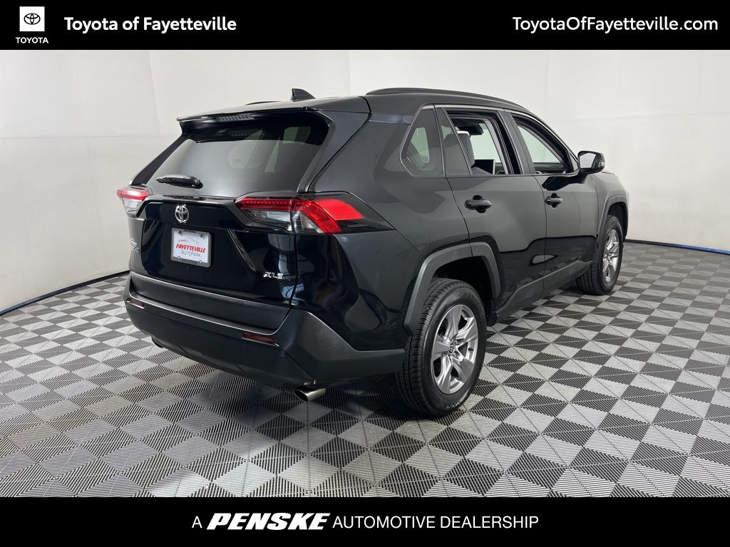 Thumbnail: 2023 Toyota RAV4 - 14
