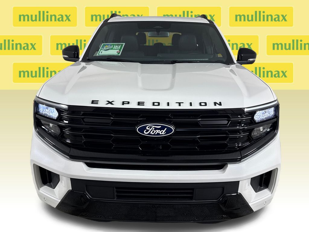 New 2027 White Ford Platinum image 16