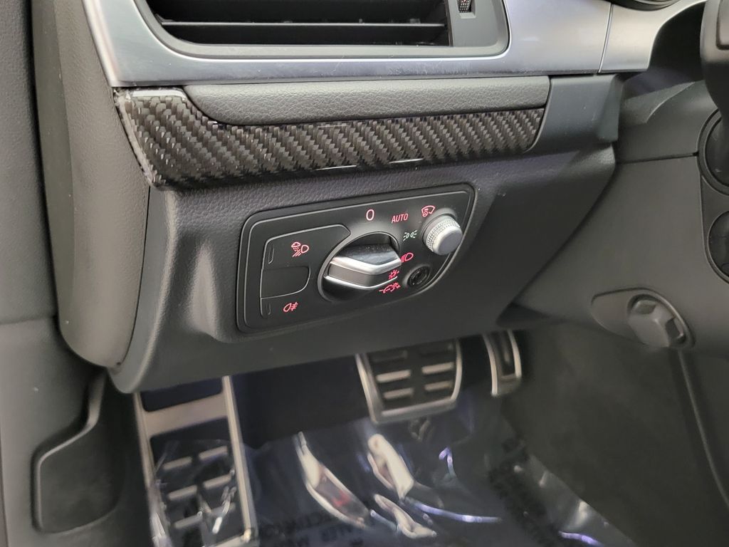 Thumbnail: 2016 Audi RS 7 - 28