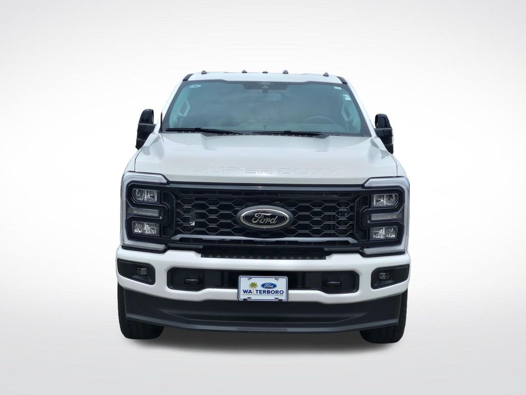 2026 Ford F-350SD Lariat White at Walterboro Ford