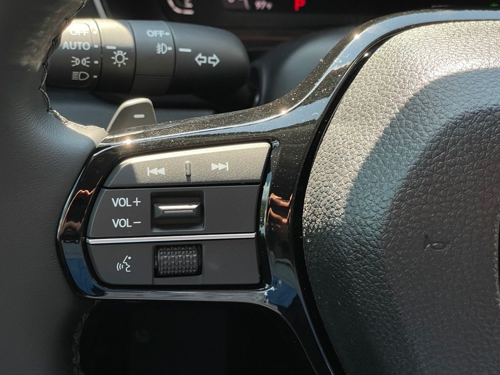 Thumbnail: 2026 Honda Pilot - 15