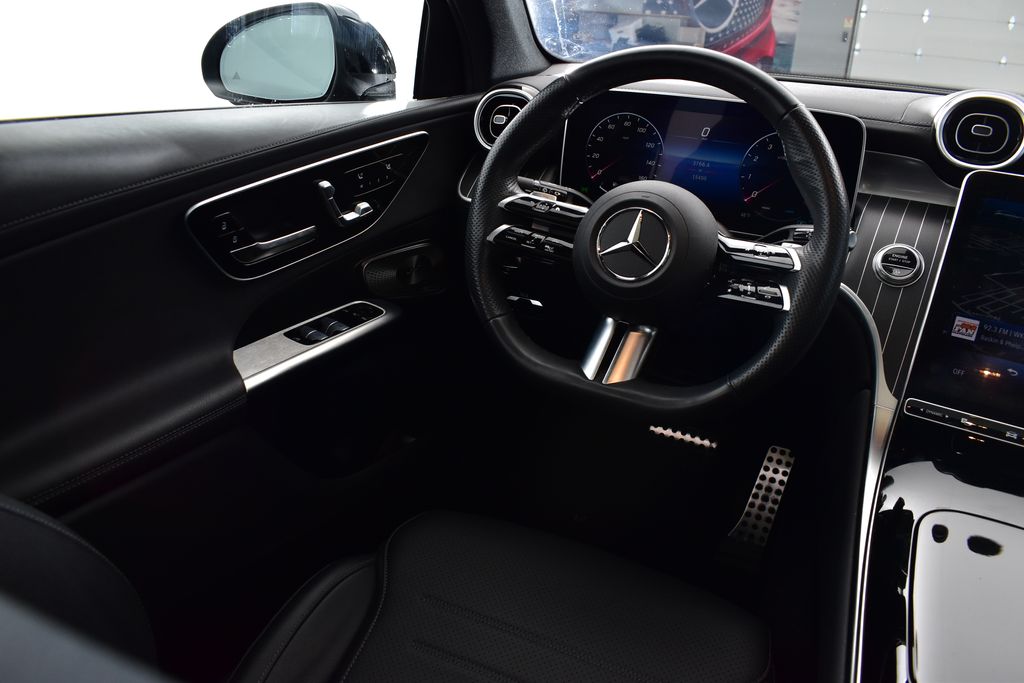 Thumbnail: 2023 Mercedes-Benz GLC - 22