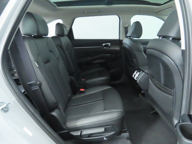 Thumbnail: 2024 Kia Sorento - 23