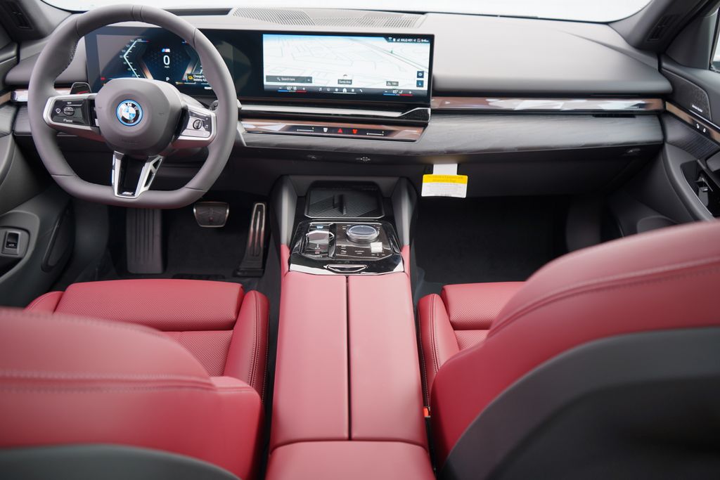 Thumbnail: 2026 BMW i5 - 14