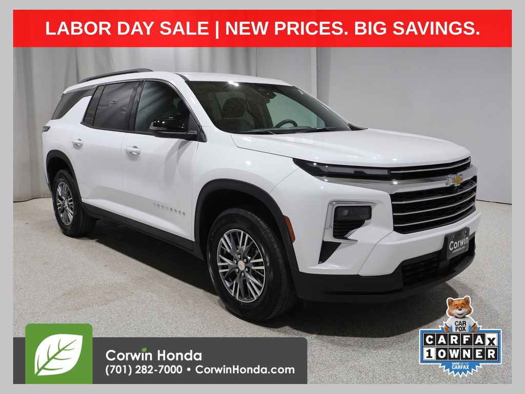 Summit White 2025 Chevrolet Traverse SUV / Crossover Four-Wheel Drive 8-Speed Automatic