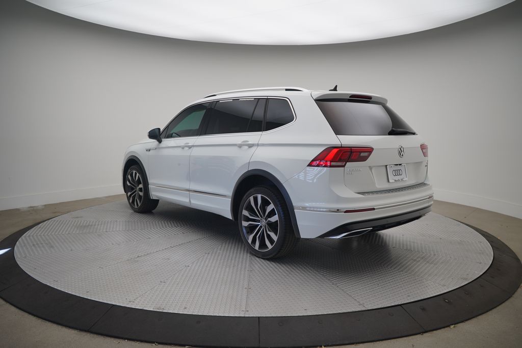 2018 Volkswagen Tiguan 2.0T SEL Premium 3