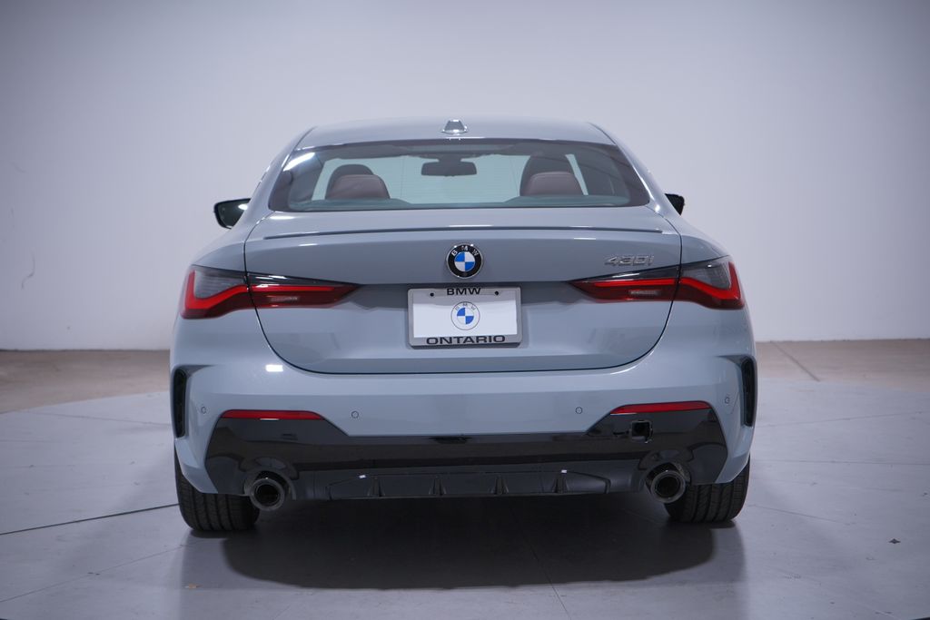 Thumbnail: 2026 BMW 4 Series - 5