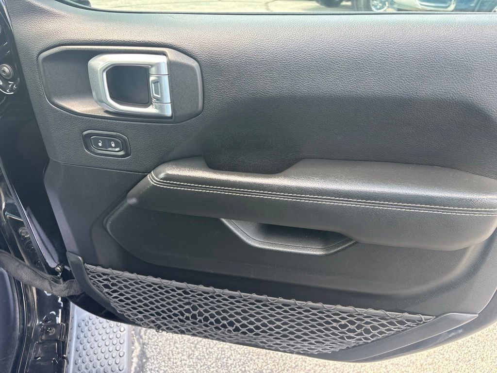 Used 2020 Jeep Wrangler SUV