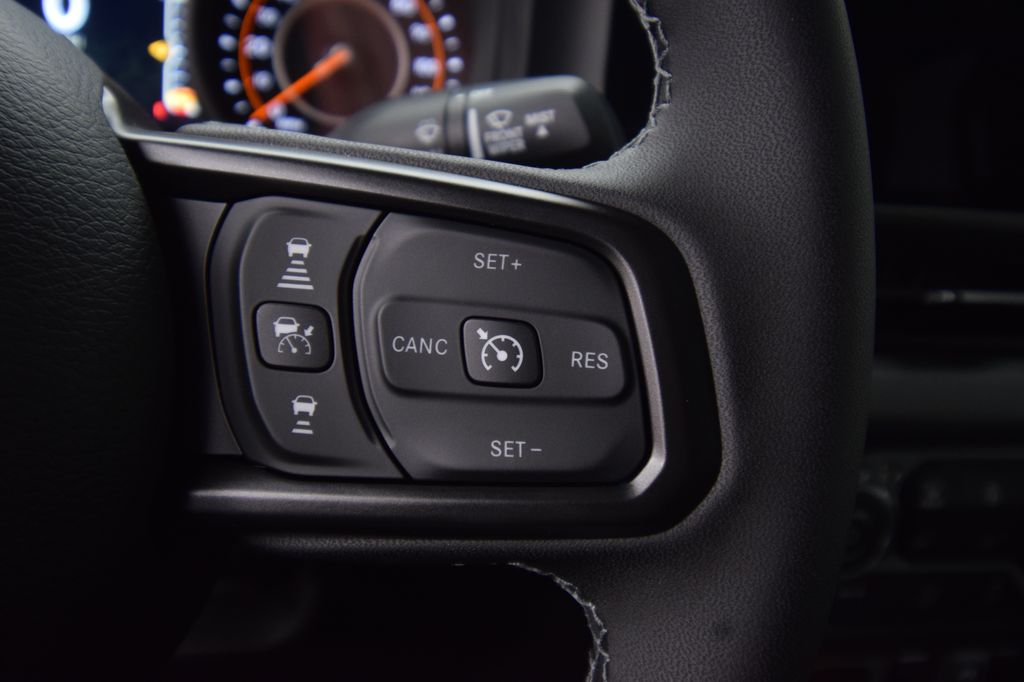 new 2026 Jeep Gladiator car, priced at $45,944