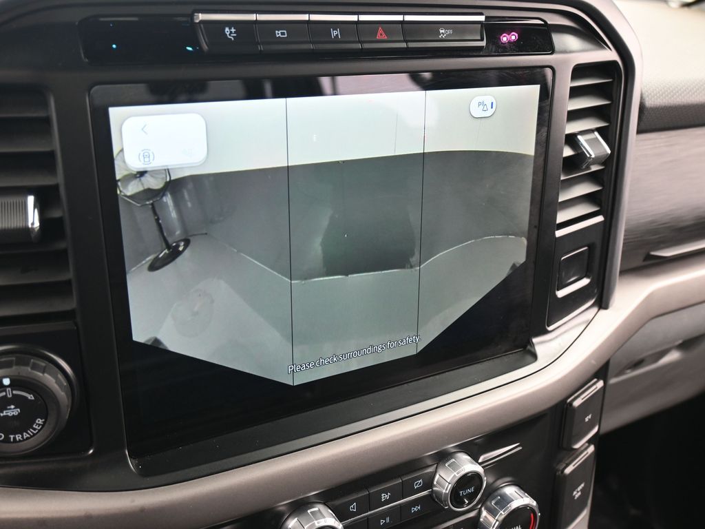 Used 2024 Red Metallic Ford XLT image 24