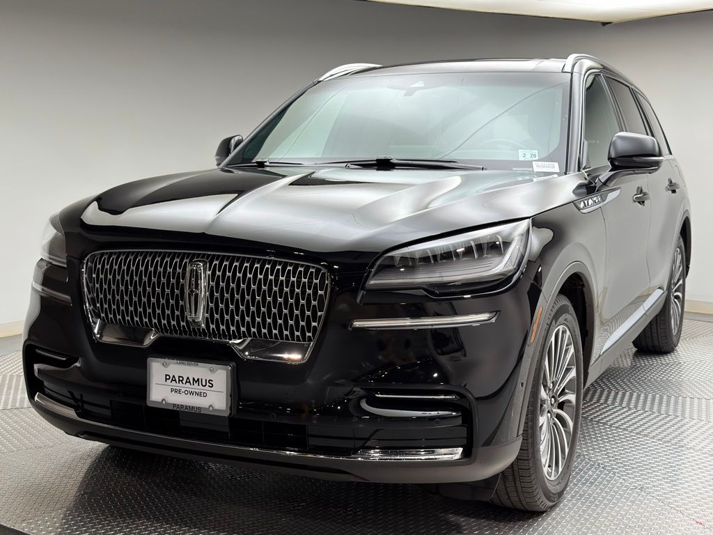 Thumbnail: 2023 Lincoln Aviator - 1