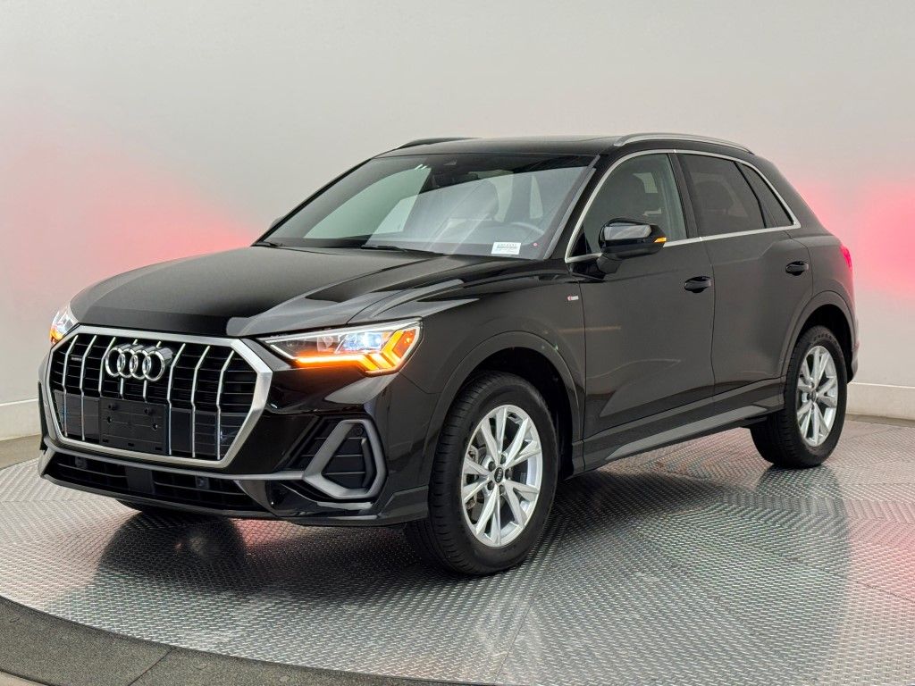 2024 Audi Q3 Premium 5