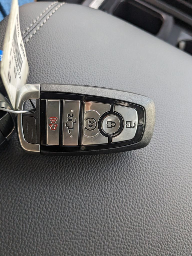 2025 Ford F-250 Super Duty Lariat