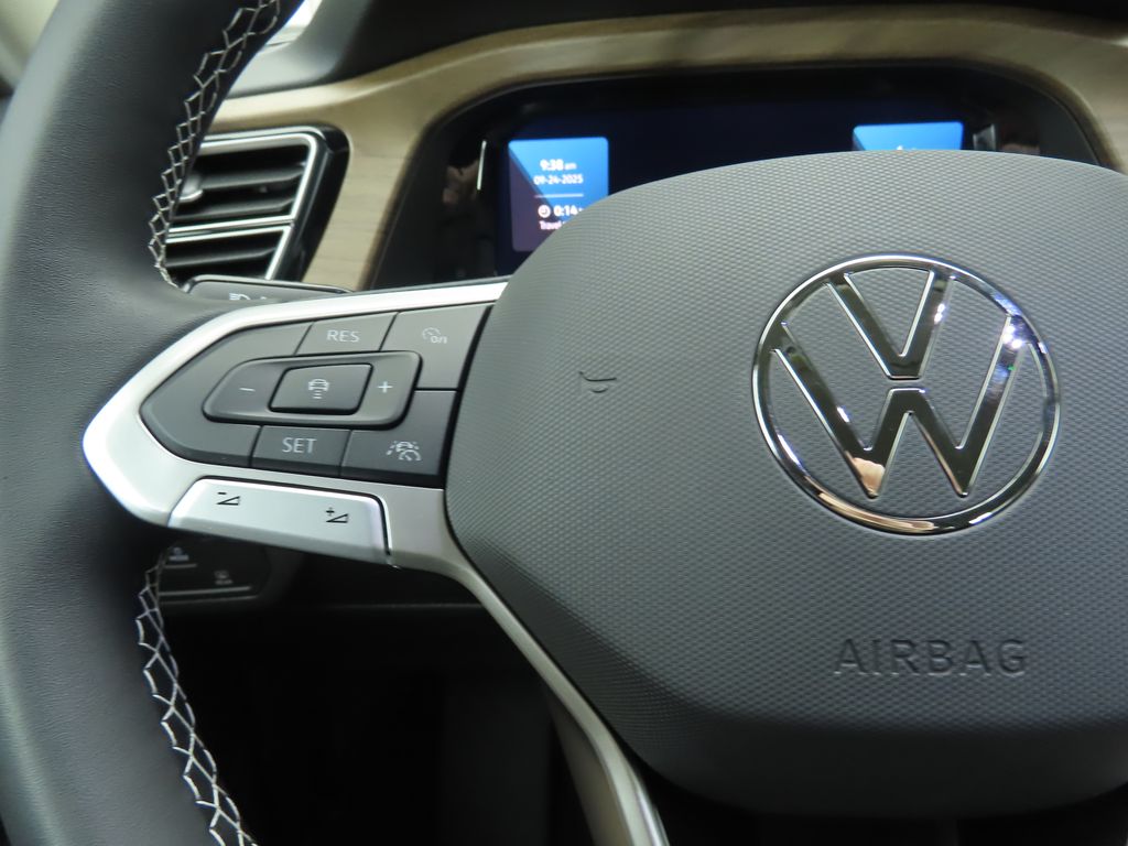 Thumbnail: 2026 Volkswagen Atlas - 11