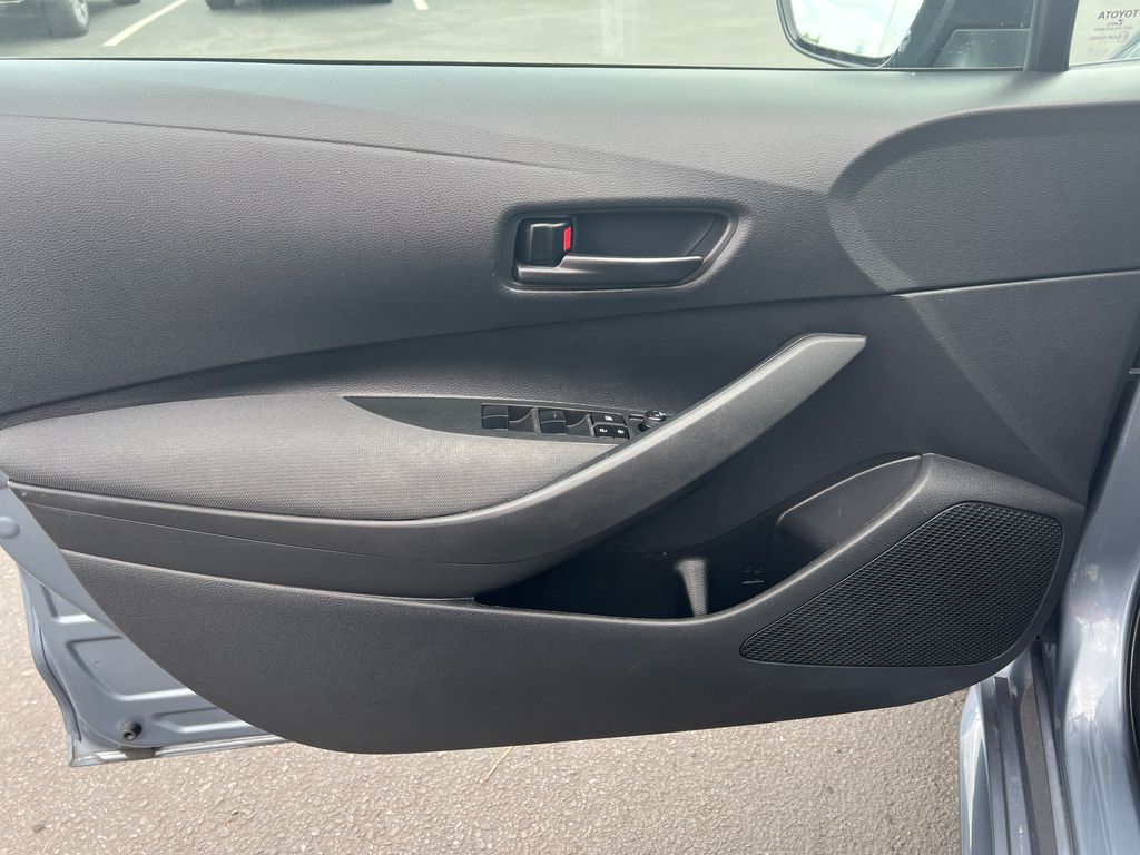 Thumbnail: 2022 Toyota Corolla - 11