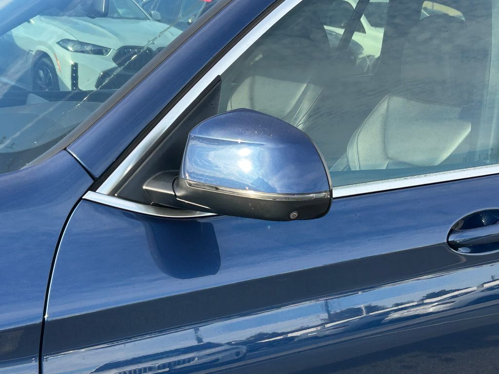 Thumbnail: 2023 BMW X3 - 10