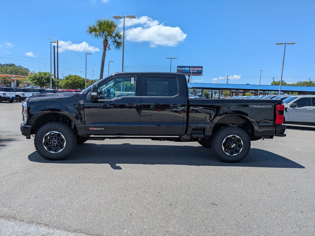 2026 Ford F-350 Super Duty LARIAT