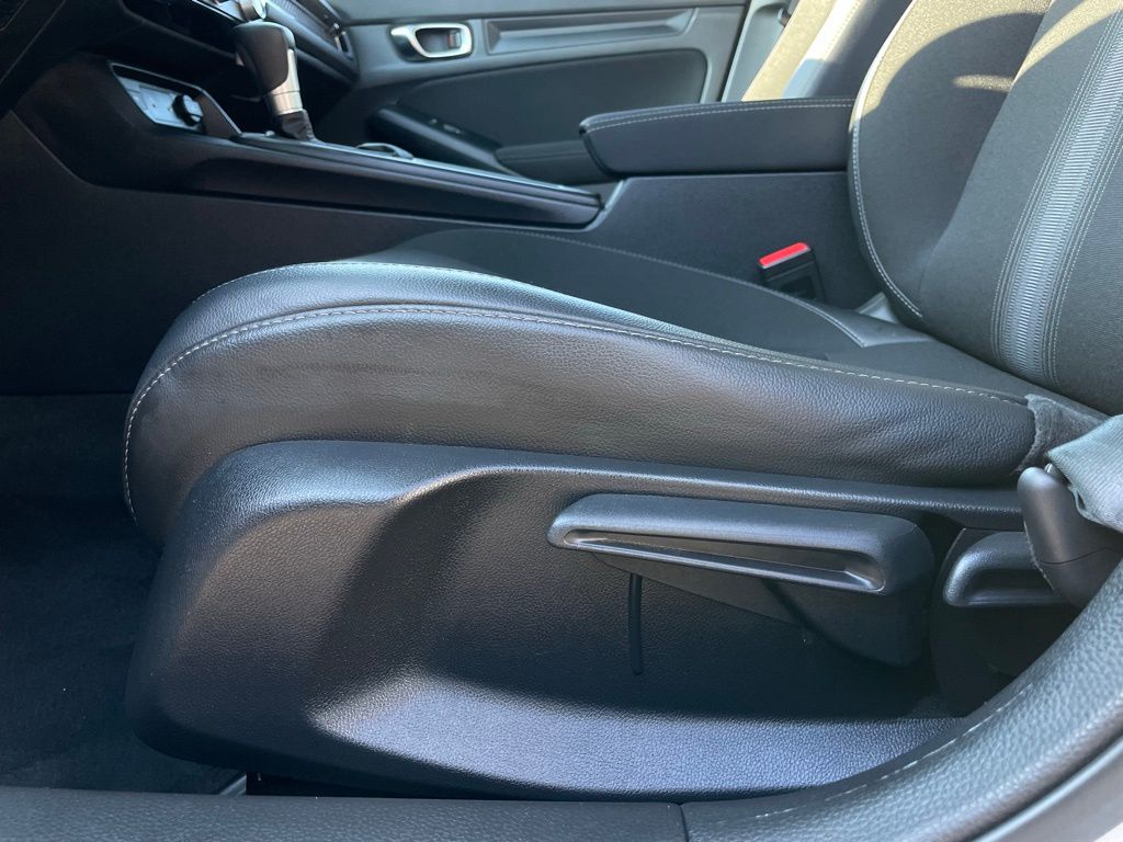 Thumbnail: 2025 Honda Civic - 24